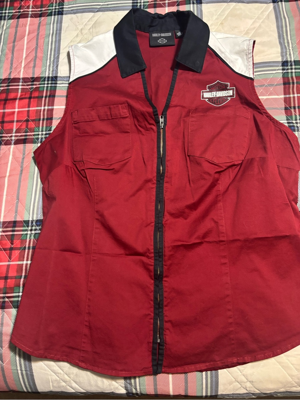 Harley-Davidson Red Sleeveless Zip-Up Work Shirt with Black & White Accents